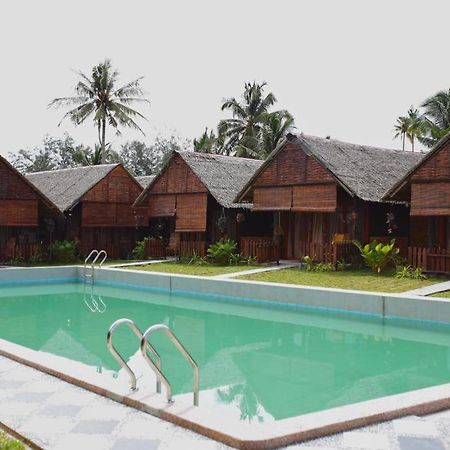 Nipoh Beach Cottage กีจัล ภายนอก รูปภาพ