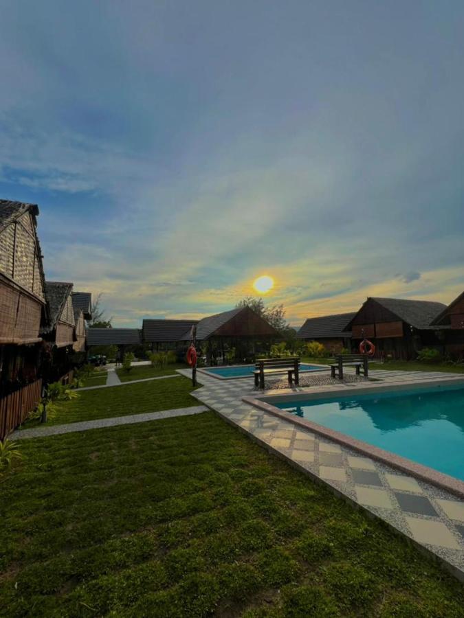 Nipoh Beach Cottage กีจัล ภายนอก รูปภาพ
