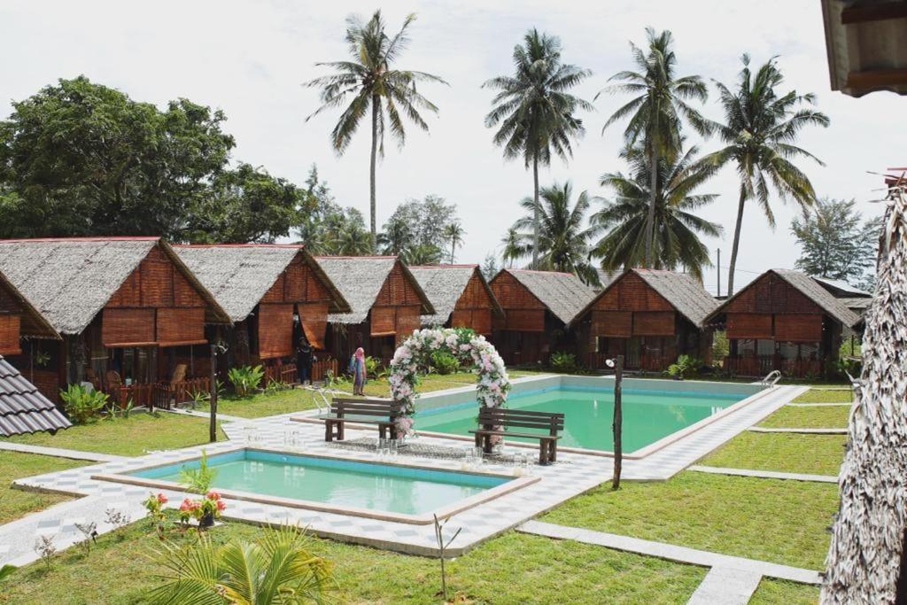 Nipoh Beach Cottage กีจัล ภายนอก รูปภาพ