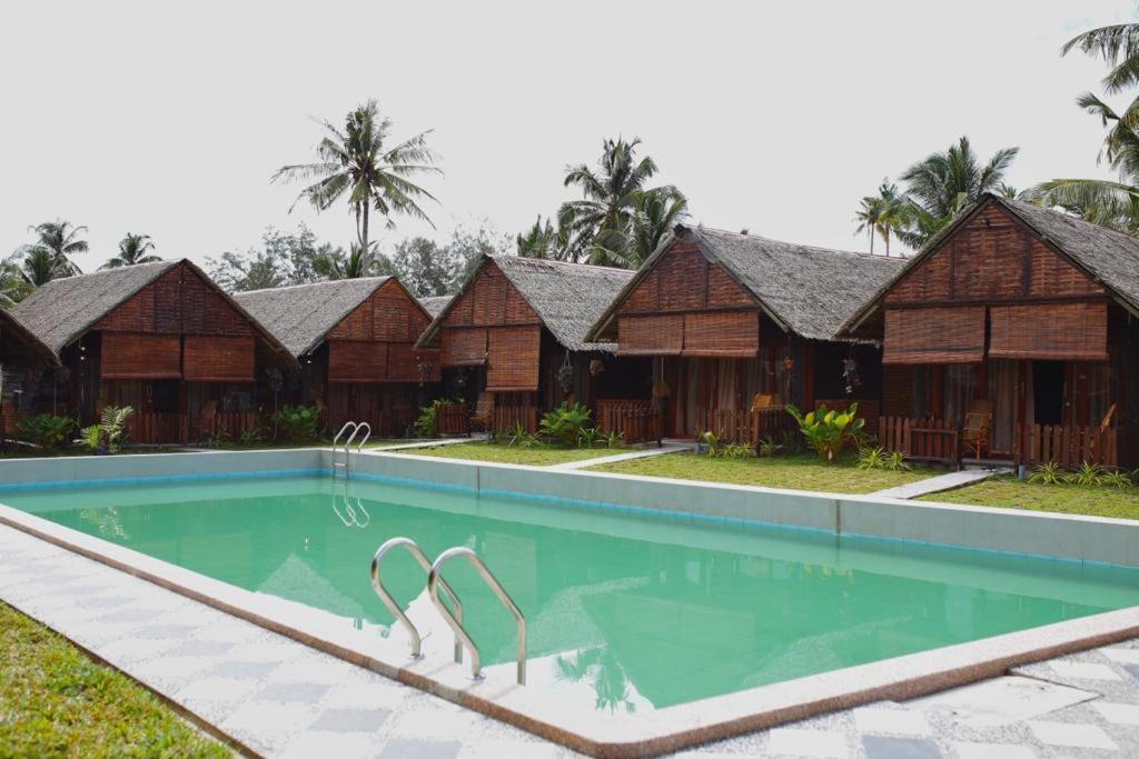 Nipoh Beach Cottage กีจัล ภายนอก รูปภาพ