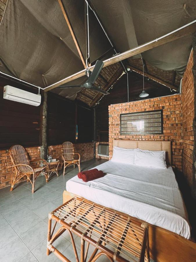 Nipoh Beach Cottage กีจัล ภายนอก รูปภาพ